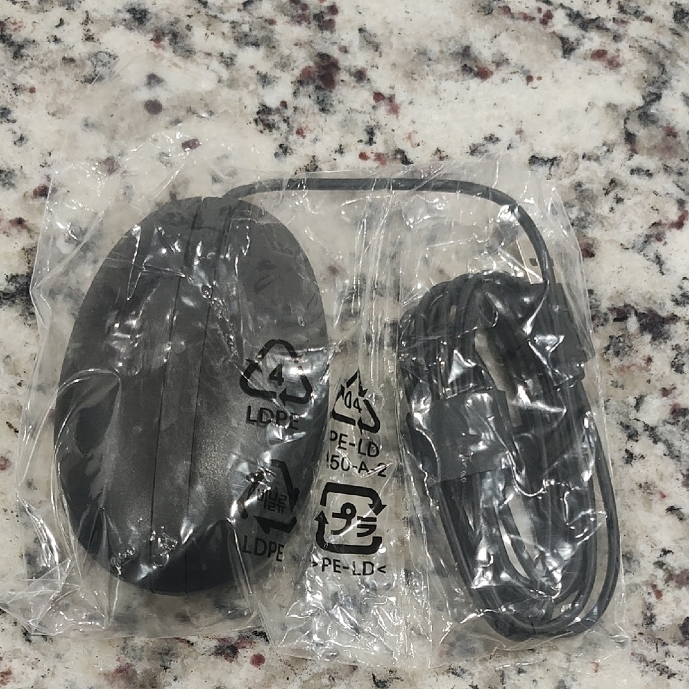 Black Wired Computer Mouse